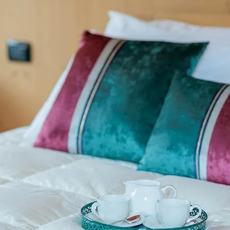 Revo - Santa Barbara1 Apartamento *